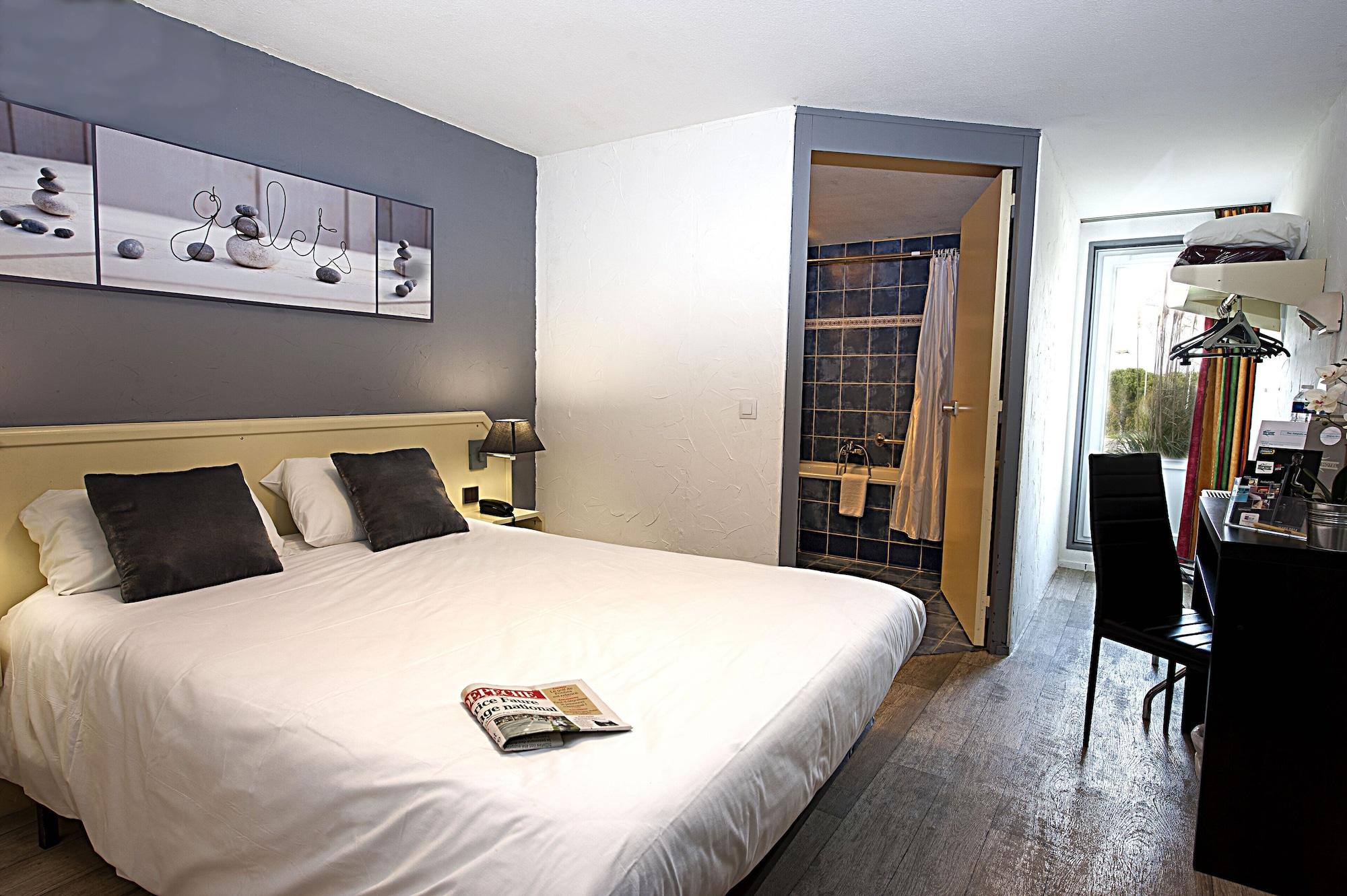 Brit Hotel Bosquet Carcassonne Cite Exterior photo