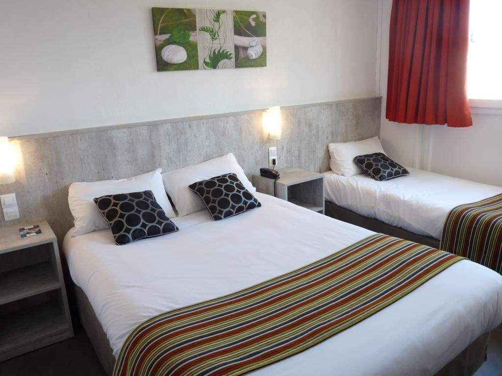 Brit Hotel Bosquet Carcassonne Cite Room photo