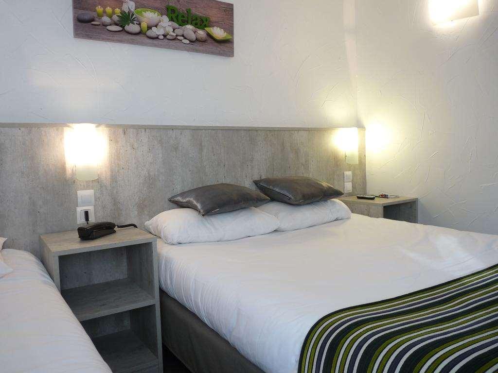 Brit Hotel Bosquet Carcassonne Cite Room photo